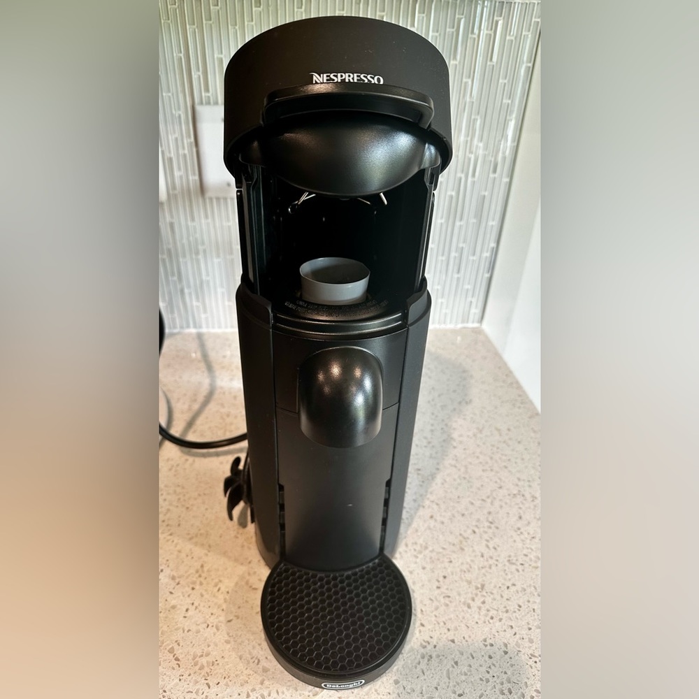 Nespresso VertuoPlus Coffee Maker and
Espresso Machine by DeLonghi Black Matte